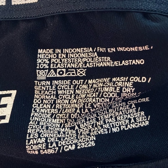 PINK Victoria's Secret Pure Black Ultimate High Waist Leggings Size Small - Picture 9 of 11